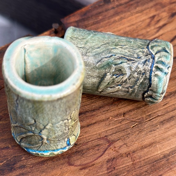 Tiny Green Ceramic Vase Set - Picture 4 of 6